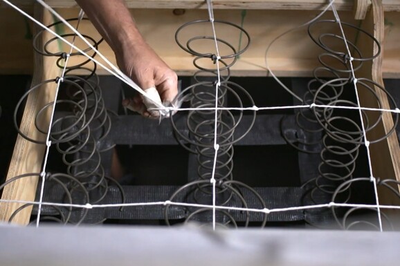 Kincaid Upholstery 8-Way Hand Tied Construction